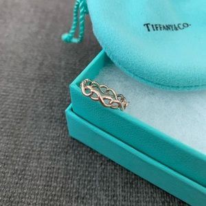 Tiffany & Co. Infinity Ring